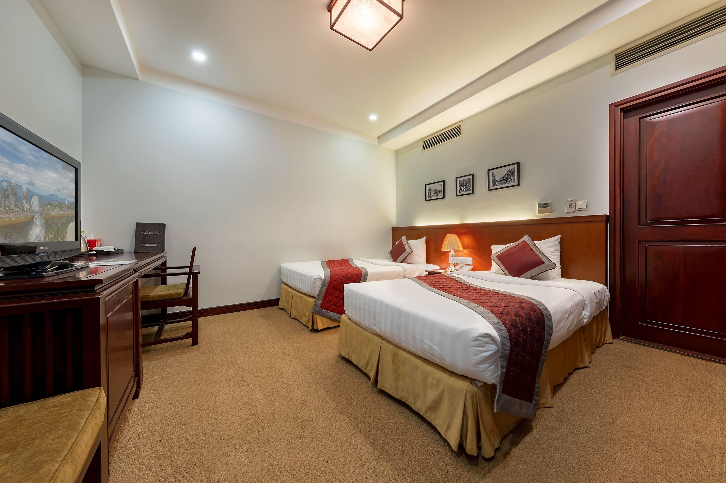 La Dolce Vita Hotel Hanoi Esterno foto