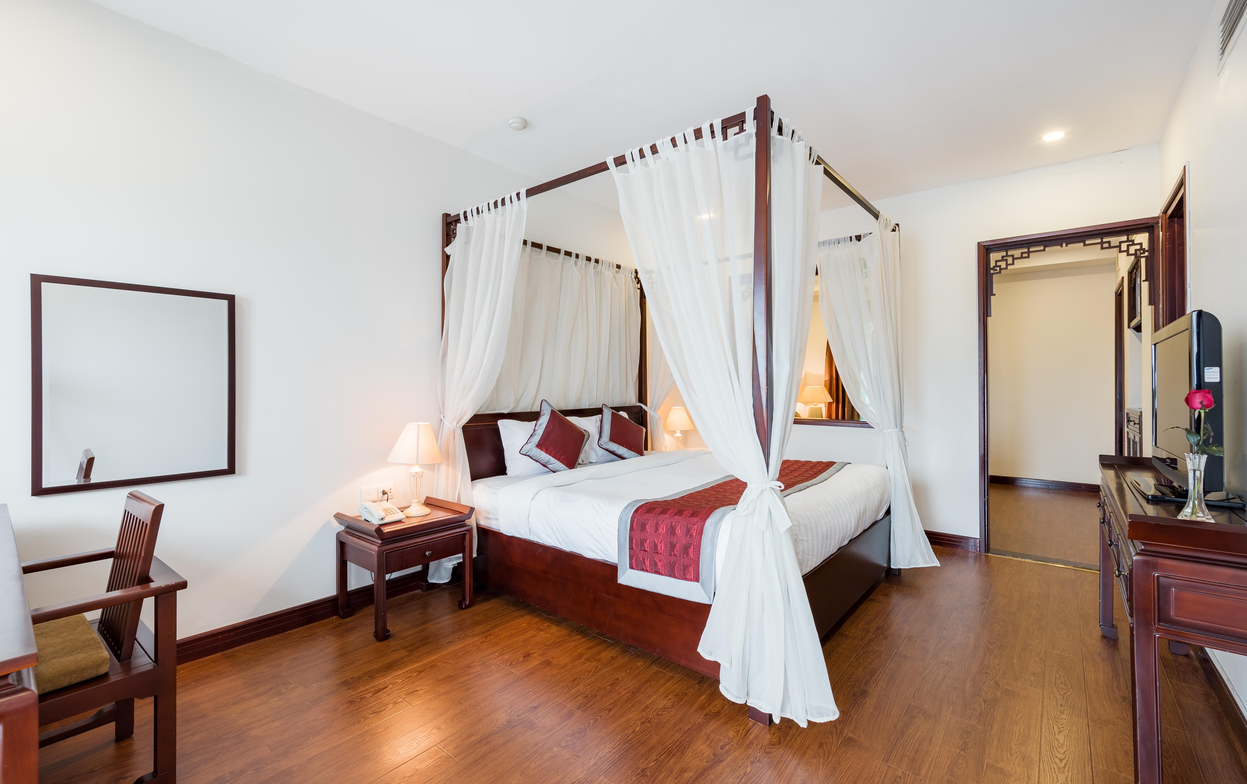 La Dolce Vita Hotel Hanoi Esterno foto