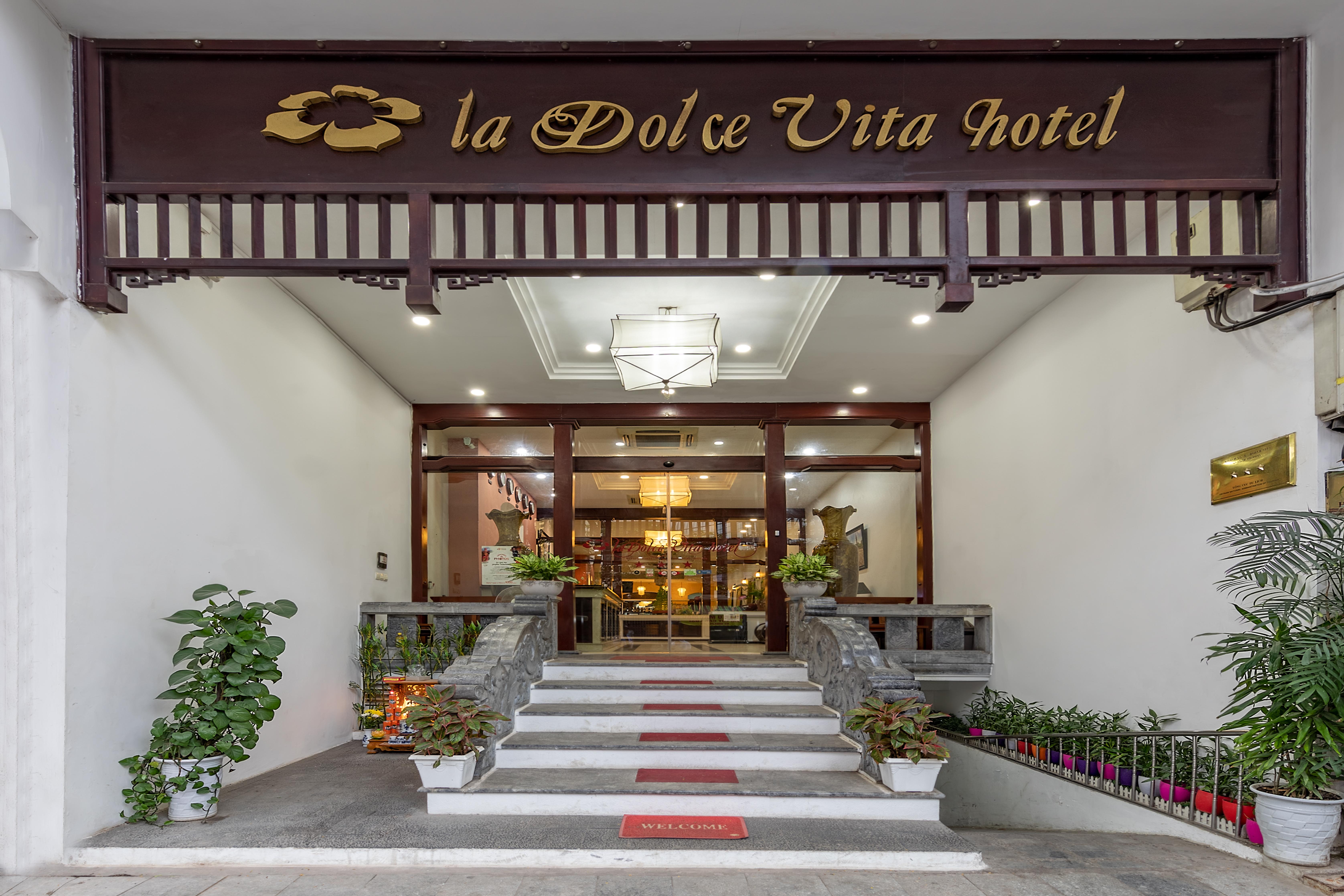 La Dolce Vita Hotel Hanoi Esterno foto