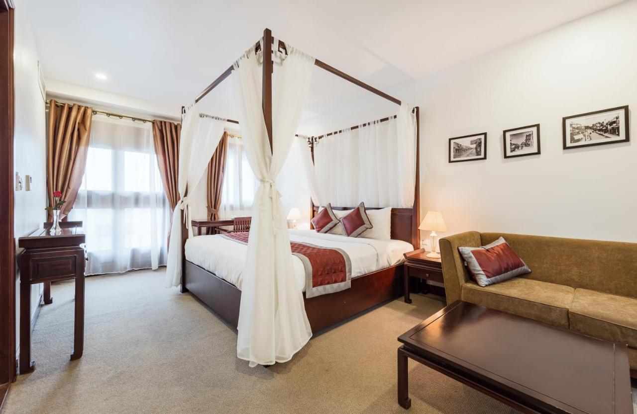 La Dolce Vita Hotel Hanoi Esterno foto